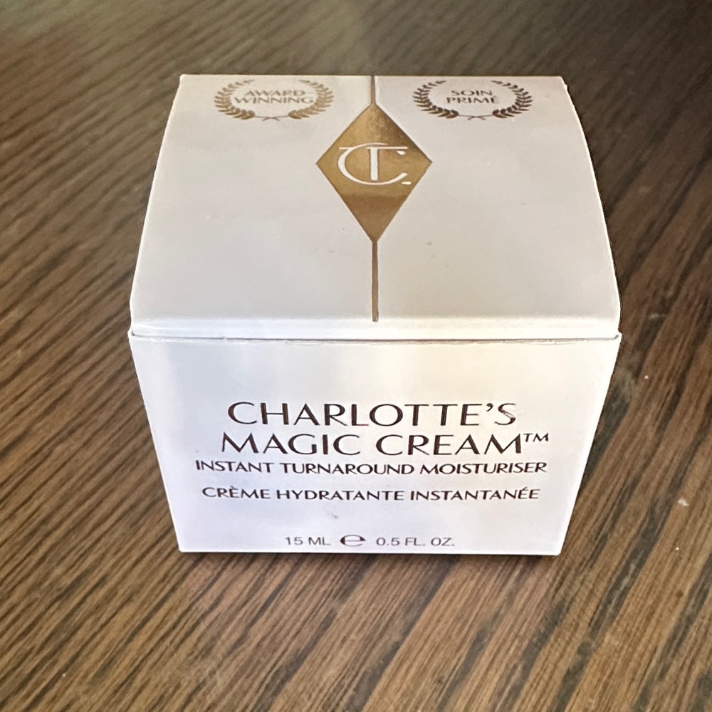 Charlotte Tilbury White Moisturizer Skincare